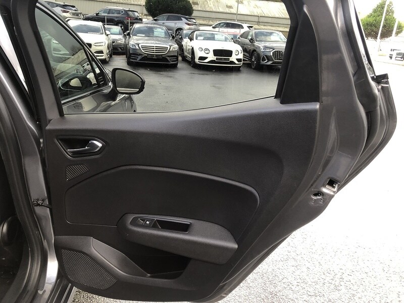 Used Renault Clio 2024 for sale - 77365213: Photo 57