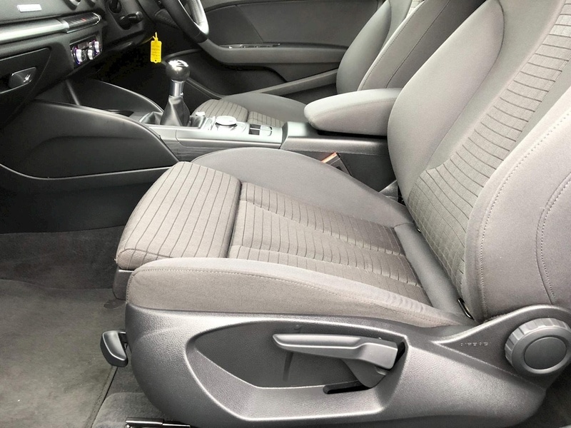 Used Audi A3 2017 for sale - 77365274: Photo 33