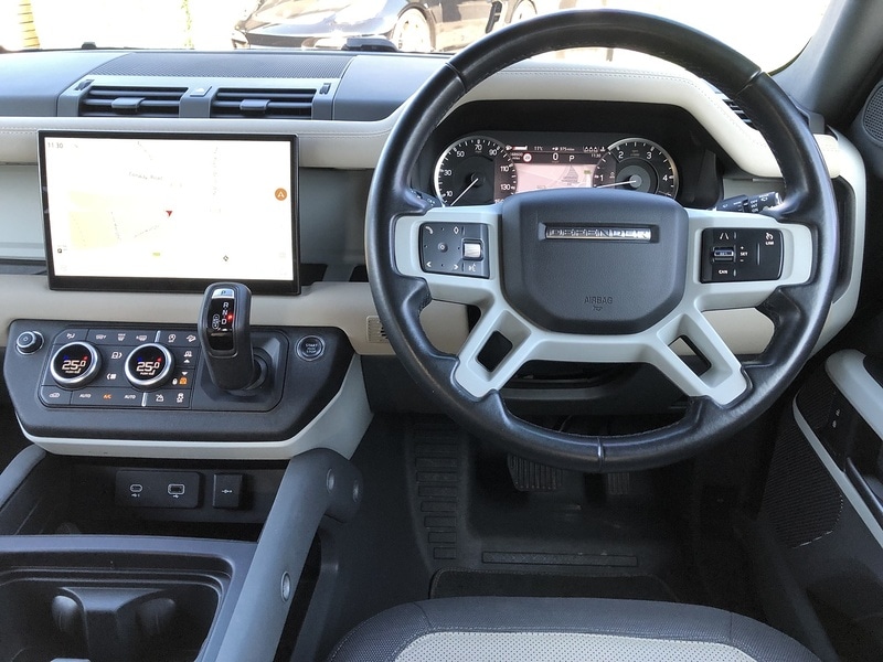 Used Land Rover Defender 2022 for sale - 77749236: Photo 29