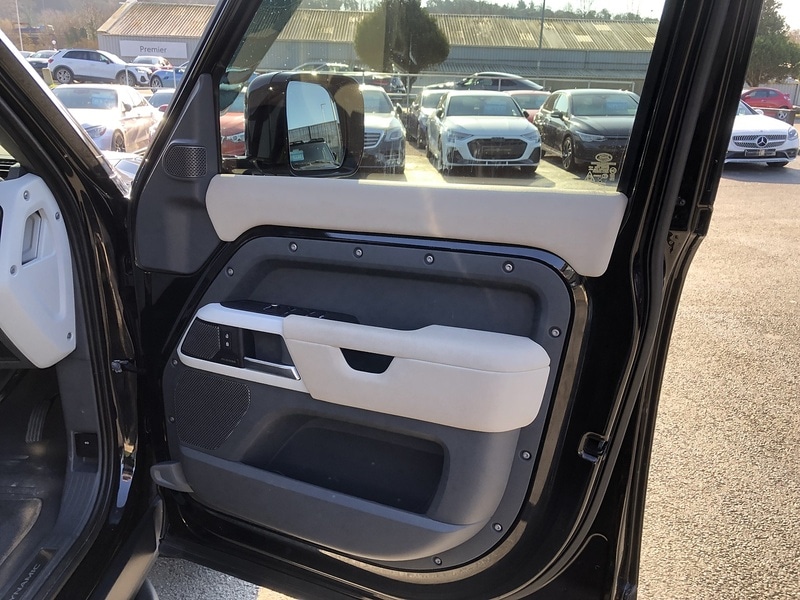 Used Land Rover Defender 2022 for sale - 77749236: Photo 66