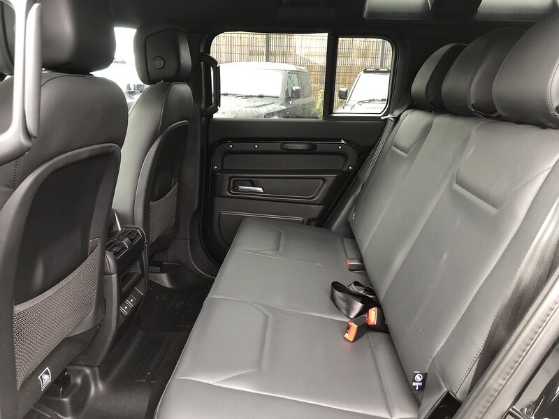 Used Land Rover Defender 2023 for sale - 78040262: Photo 27