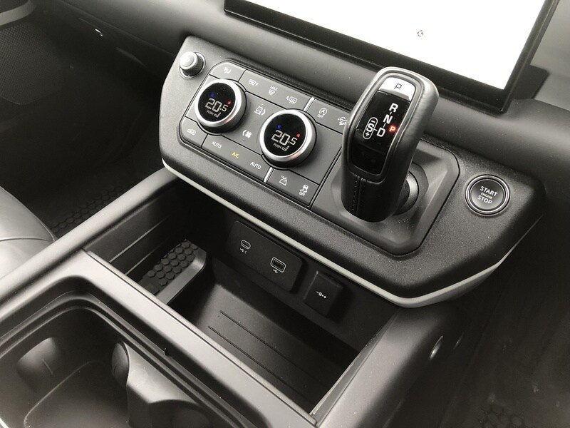 Used Land Rover Defender 2023 for sale - 78040262: Photo 38