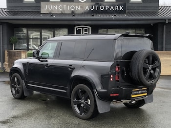 Used Land Rover Defender 2023 for sale - 78040262: Photo