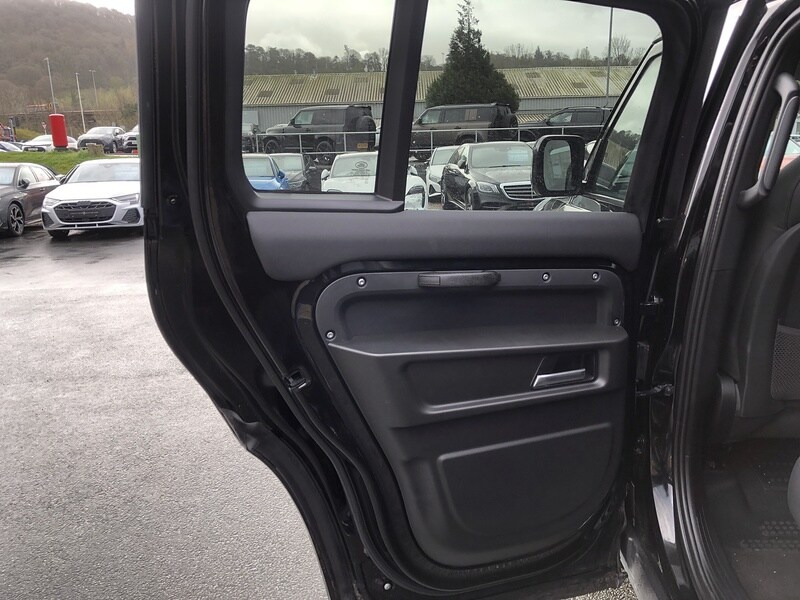 Used Land Rover Defender 2023 for sale - 78040262: Photo 67