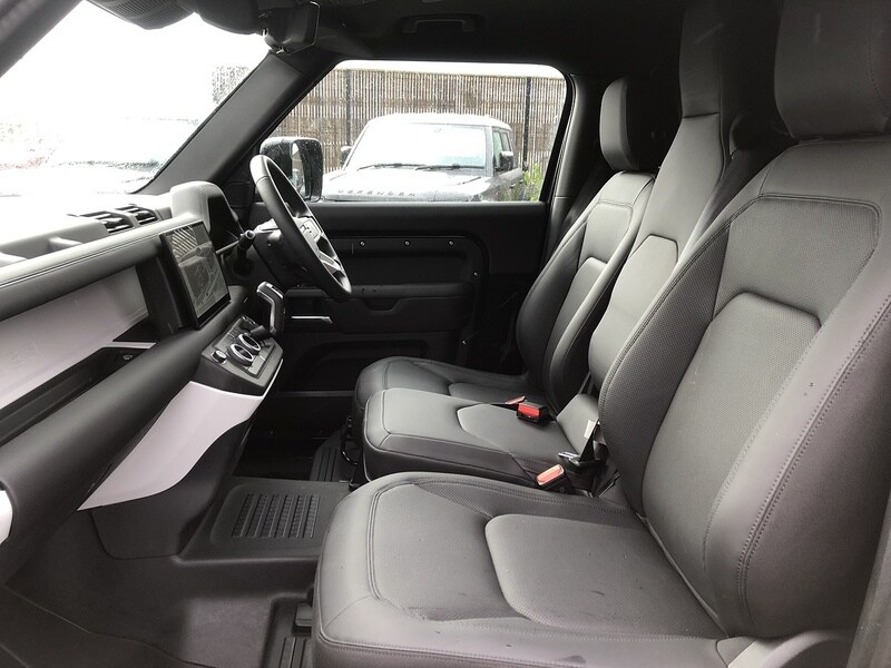 Used Land Rover Defender 90 for sale - 77365246: Photo 25