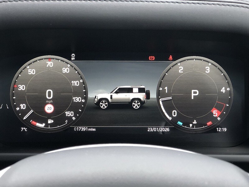 Used Land Rover Defender 90 for sale - 77365246: Photo 34