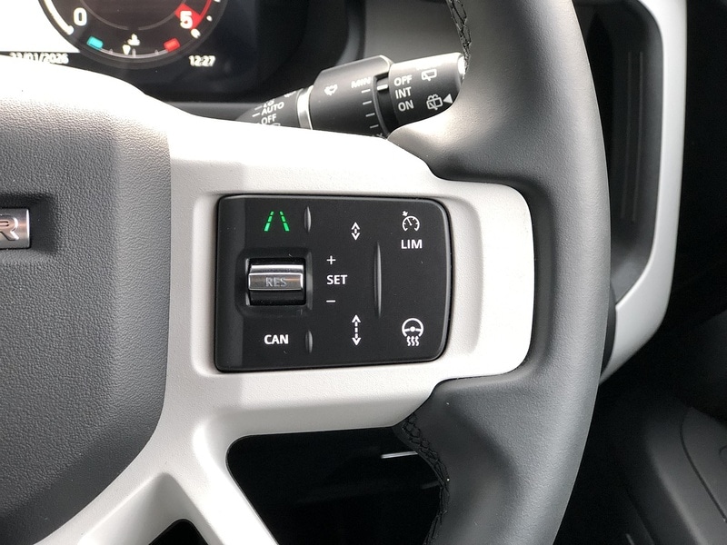 Used Land Rover Defender 90 for sale - 77365246: Photo 40