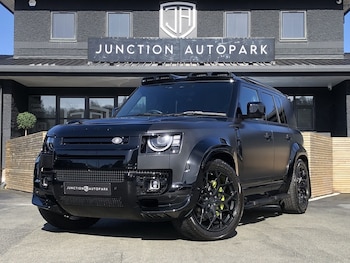 Used Land Rover Defender 110 2025 for sale - 77932591: Photo