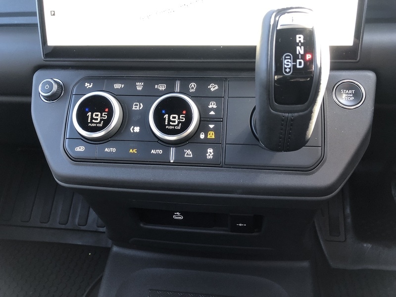 Used Land Rover Defender 110 for sale - 77932591: Photo 42