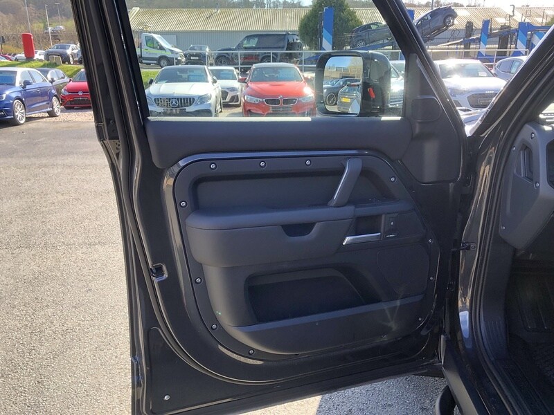 Used Land Rover Defender 110 for sale - 77932591: Photo 66