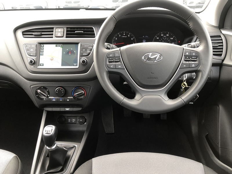 Used Hyundai i20 2020 for sale - 77365316: Photo 22