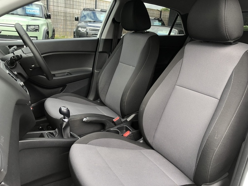 Used Hyundai i20 2020 for sale - 77365316: Photo 25