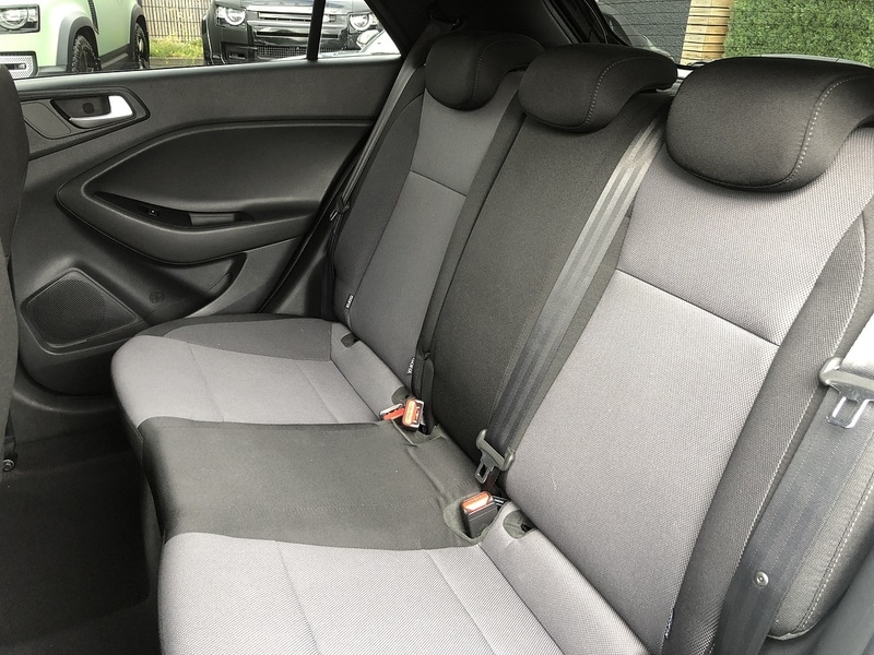 Used Hyundai i20 2020 for sale - 77365316: Photo 27