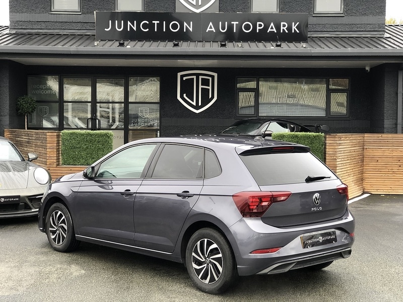 Used Volkswagen Polo 2024 for sale - 77365300: Photo 3