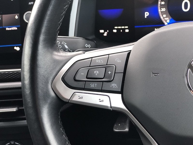 Used Volkswagen Polo 2024 for sale - 77365300: Photo 31