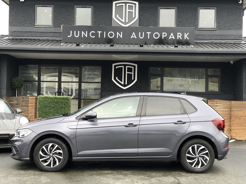 Used Volkswagen Polo 2024 for sale - 77365300: Photo 4