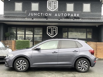 Used Volkswagen Polo 2024 for sale - 77365300: Photo