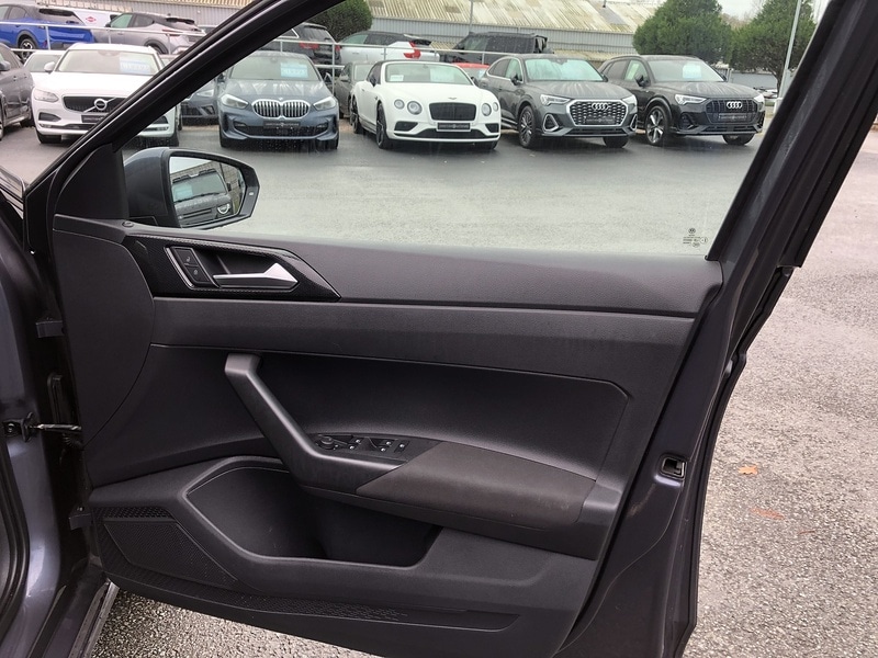 Used Volkswagen Polo 2024 for sale - 77365300: Photo 51