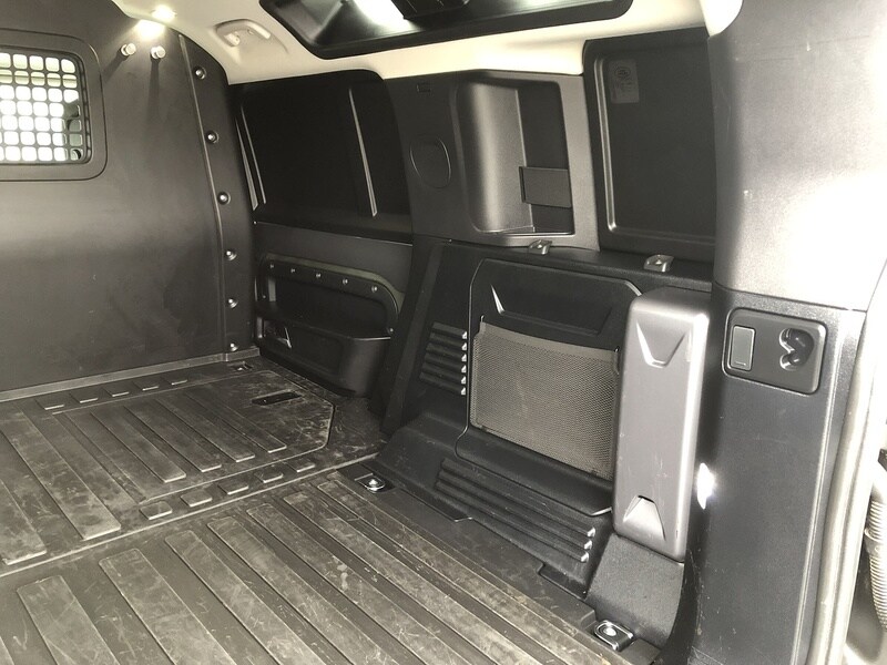 Used Land Rover Defender 2023 for sale - 78182225: Photo 76