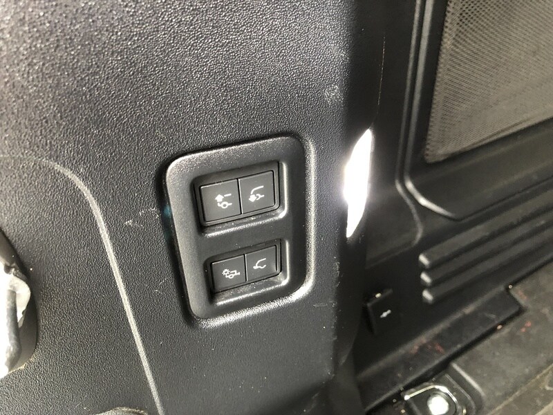 Used Land Rover Defender 2023 for sale - 78182225: Photo 77