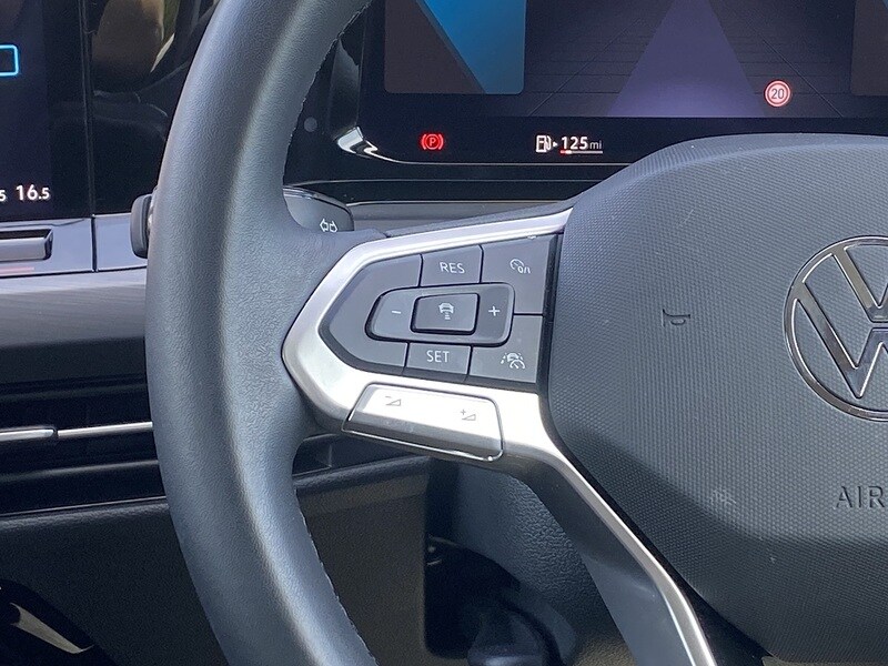 Used Volkswagen Golf 2023 for sale - 77365282: Photo 46