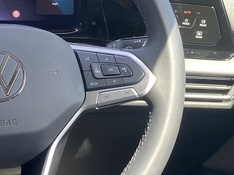 Used Volkswagen Golf 2023 for sale - 77365282: Photo 48