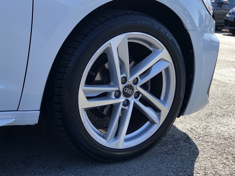 Used Audi A1 for sale - 77365318: Photo 11
