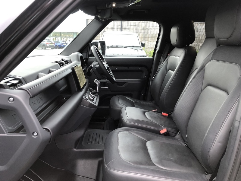 Used Land Rover Defender 110 for sale - 77365223: Photo 28