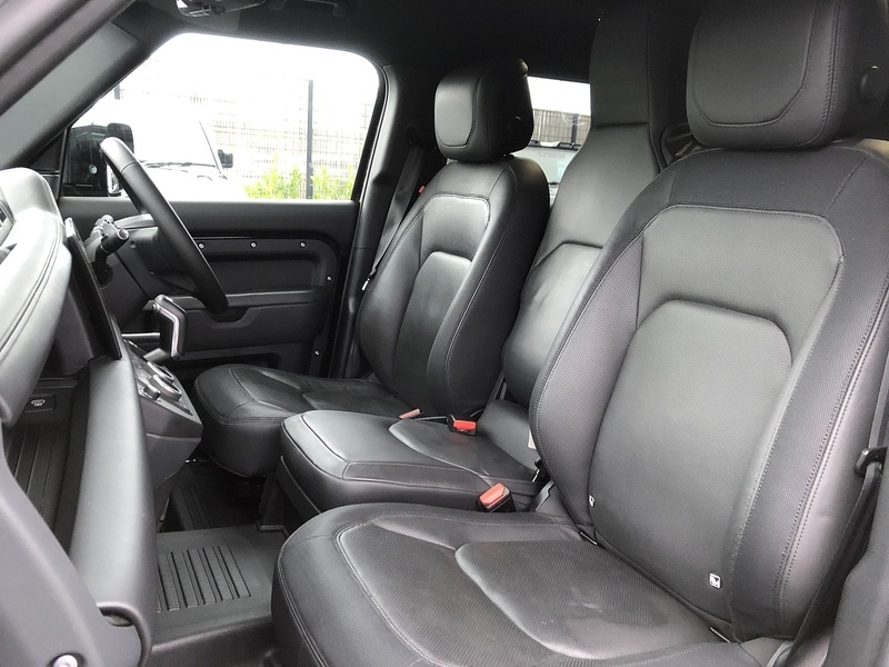 Used Land Rover Defender 110 for sale - 77365223: Photo 29