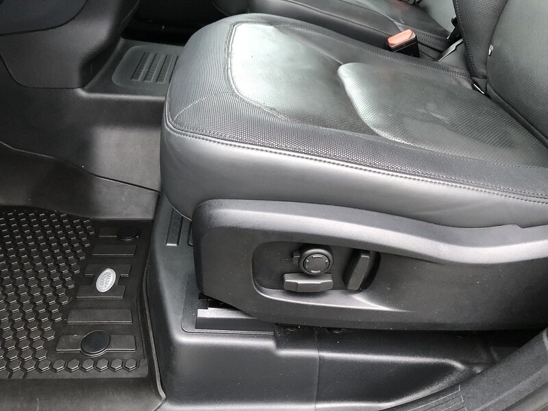 Used Land Rover Defender 110 for sale - 77365223: Photo 31