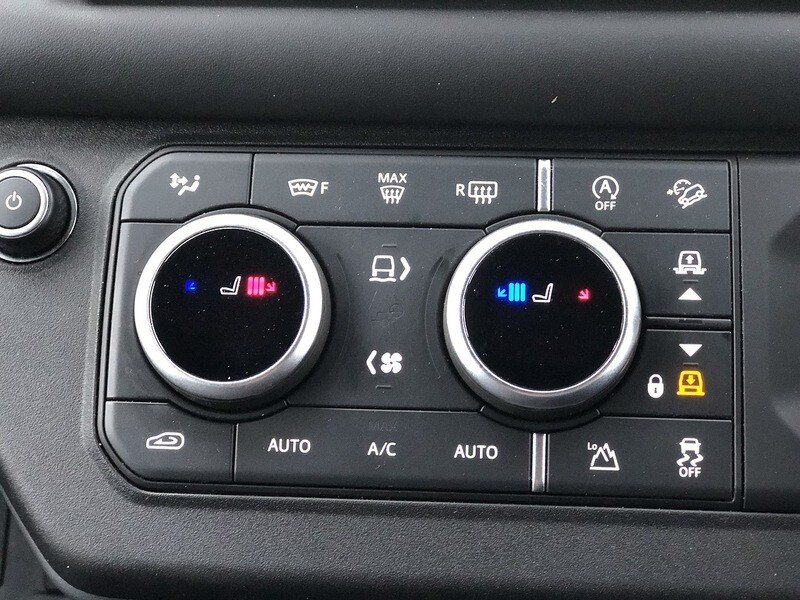 Used Land Rover Defender 110 for sale - 77365223: Photo 63