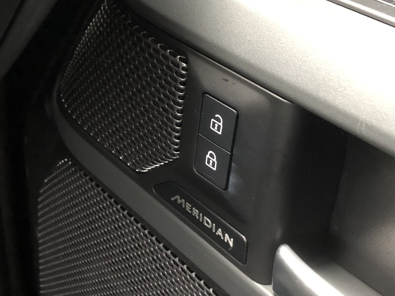 Used Land Rover Defender 110 for sale - 77365223: Photo 66