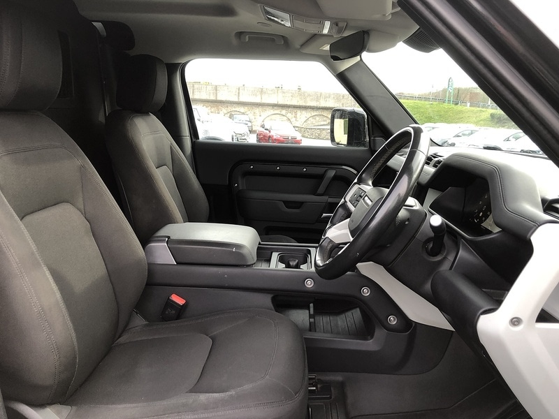 Used Land Rover Defender 90 2023 for sale - 77379212: Photo 17