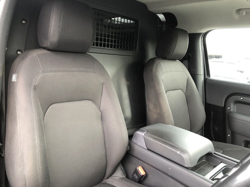 Used Land Rover Defender 90 2023 for sale - 77379212: Photo 18