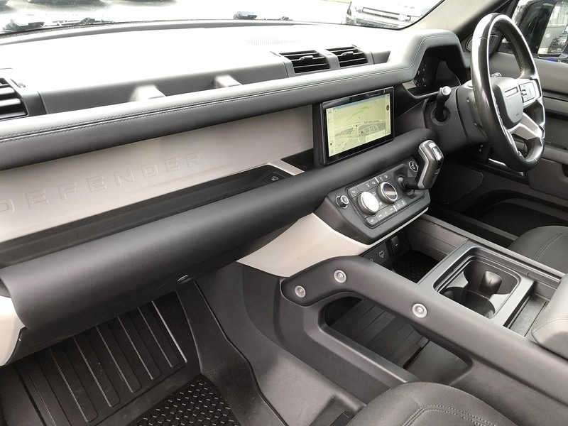 Used Land Rover Defender 90 2023 for sale - 77379212: Photo 23