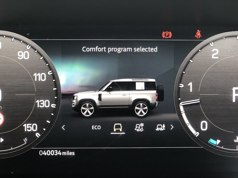 Used Land Rover Defender 90 2023 for sale - 77379212: Photo 30