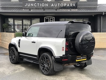 Used Land Rover Defender 90 2023 for sale - 77379212: Photo