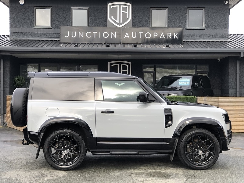 Used Land Rover Defender 90 2023 for sale - 77379212: Photo 5