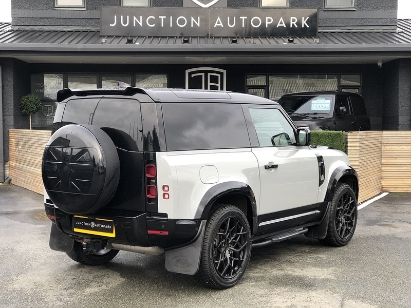 Used Land Rover Defender 90 2023 for sale - 77379212: Photo 6