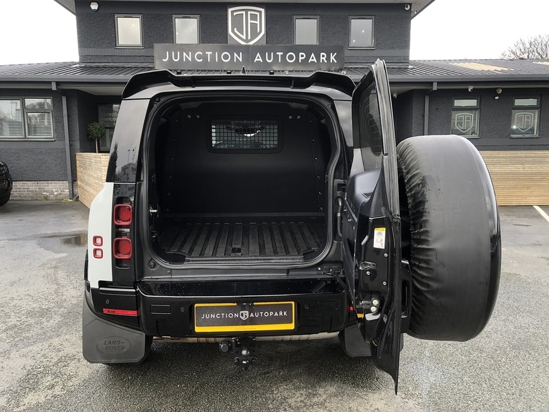 Used Land Rover Defender 90 2023 for sale - 77379212: Photo 63