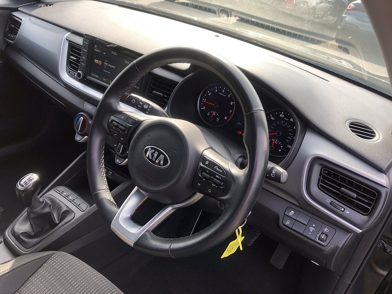 Used Kia Stonic 2019 for sale - 77370204: Photo 20