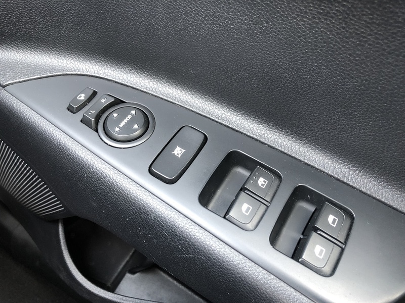 Used Kia Stonic 2019 for sale - 77370204: Photo 47