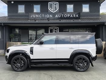 Used Land Rover Defender 2026 for sale - 79709756: Photo