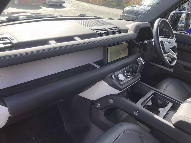 Used Land Rover Defender 2024 for sale - 77836558: Photo 29