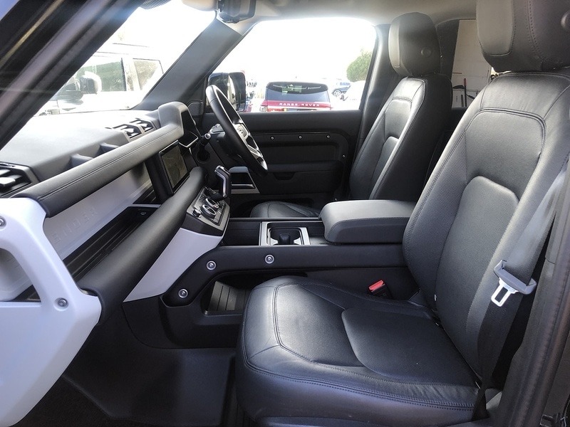 Used Land Rover Defender 2024 for sale - 77836558: Photo 30