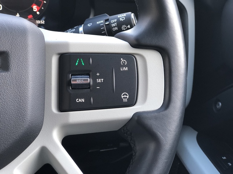 Used Land Rover Defender 2024 for sale - 77836558: Photo 41