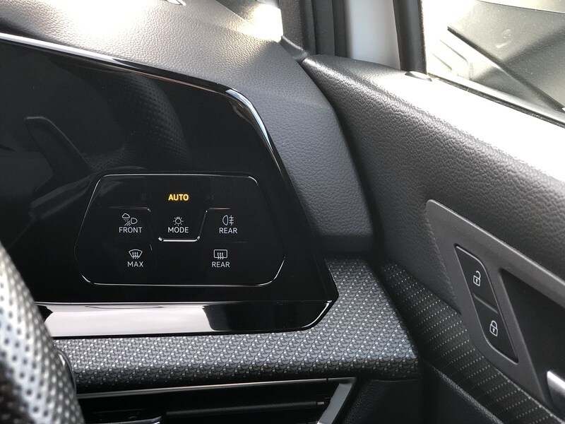 Used Volkswagen Golf 2022 for sale - 77365217: Photo 61