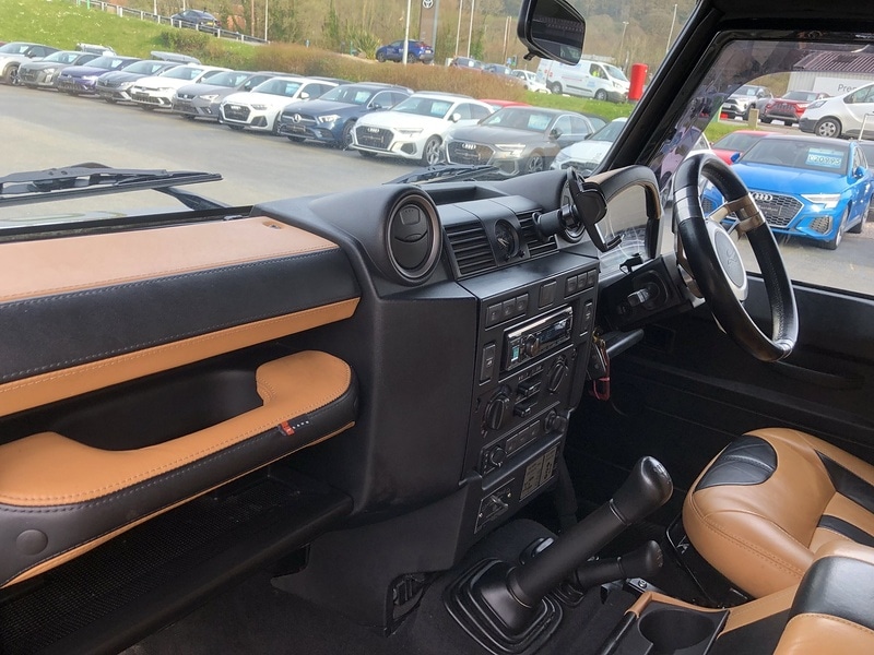 Used Land Rover Defender 2016 for sale - 77953468: Photo 28