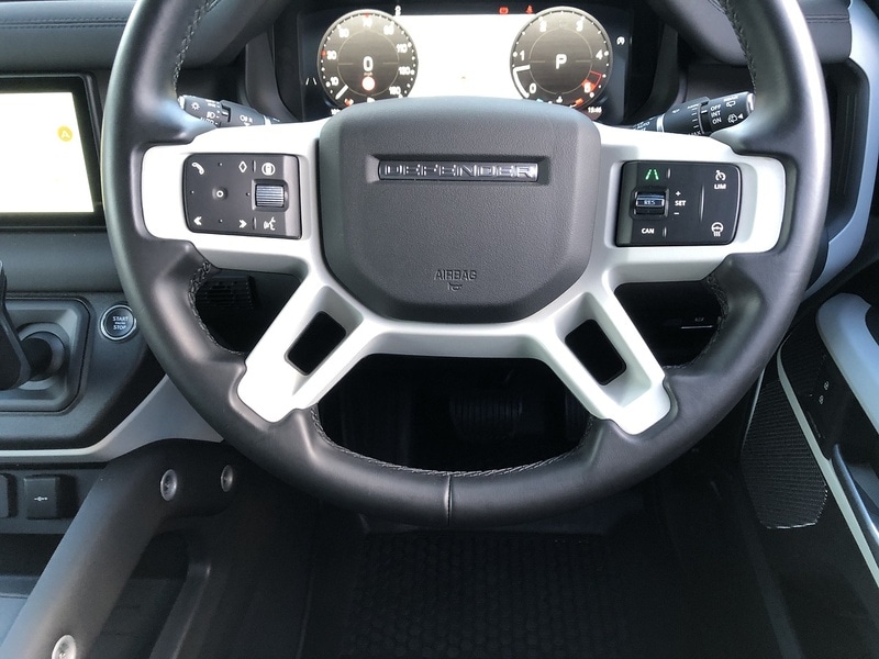 Used Land Rover Defender 2024 for sale - 77365250: Photo 35