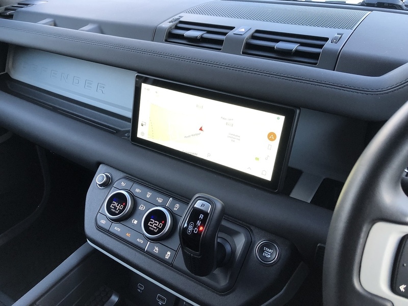 Used Land Rover Defender 2024 for sale - 77365250: Photo 37